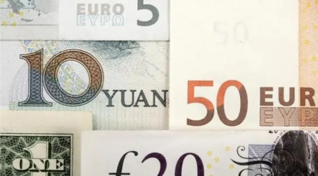 Euro Gains; Yen Flounders Ahead of Central Bank Bonanza