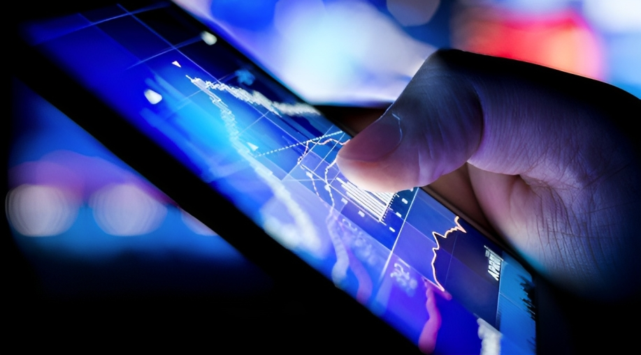 Closing Bell: TASI Dips Slightly to 11,119 Points, Trading Turnover Touches $1.9Bn	