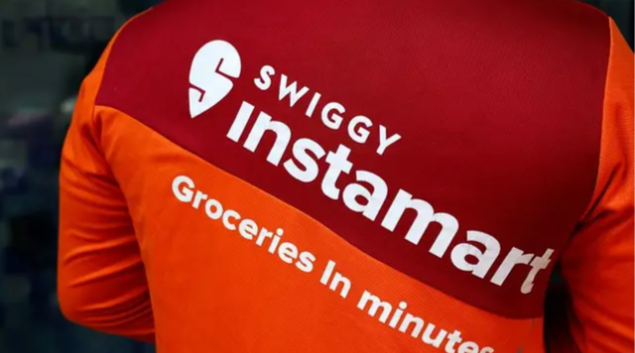 Indians Get Hooked on 10-Minute Grocery Apps, Squeezing Small Retailers