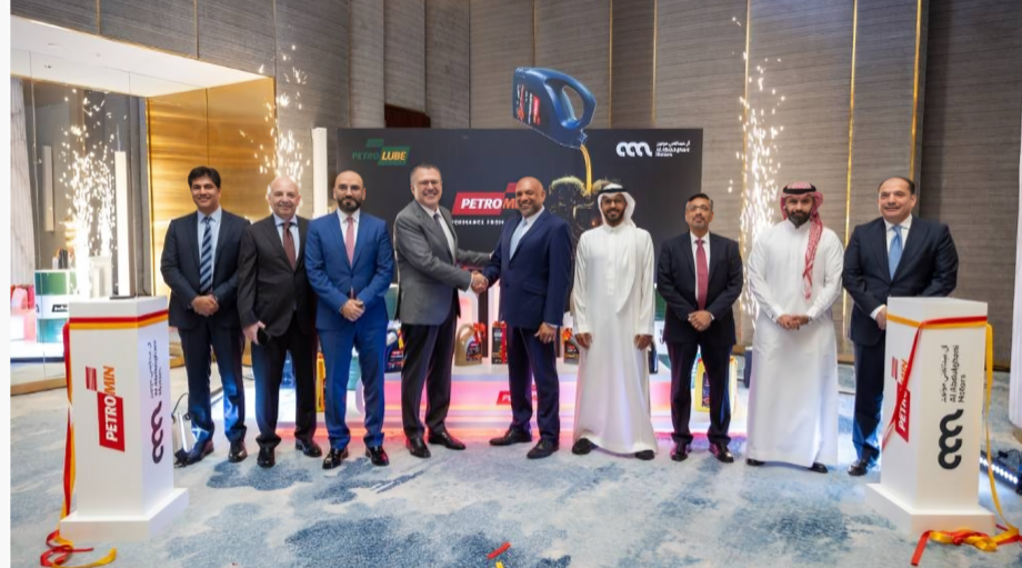 Al Abdulghani Motors Signs Agreement To Distribute Petromin Lubricants in Qatar	
