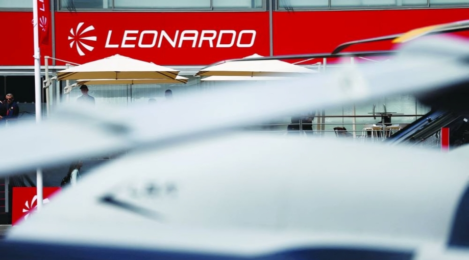 Saudi Wealth Fund Closes In on Investing in Leonardo Business	
