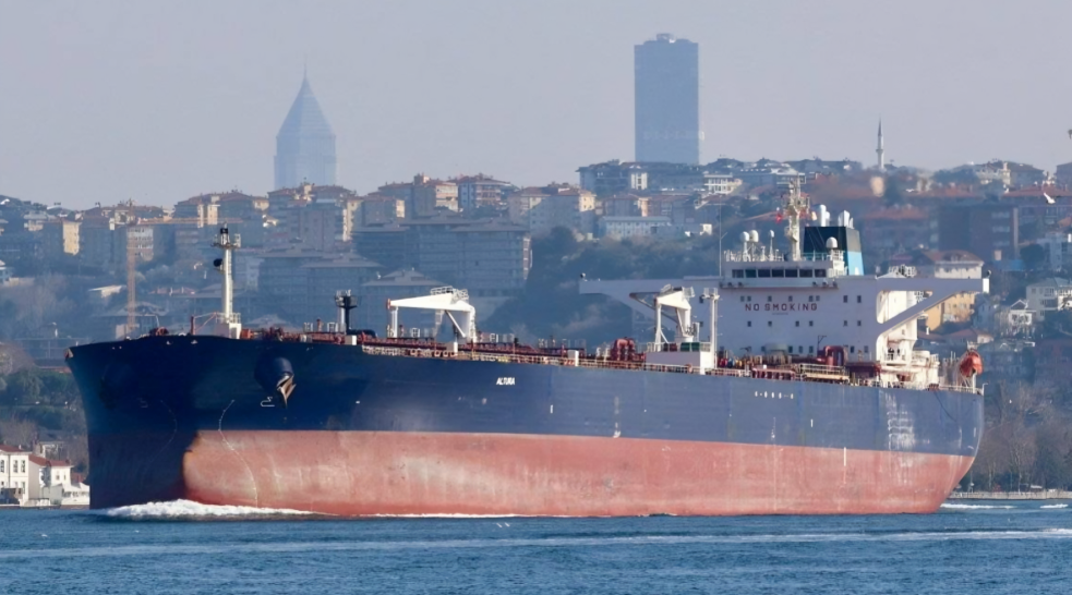 Shippers Seek Clarity on Hormuz Reopening After US-Iran Truce
