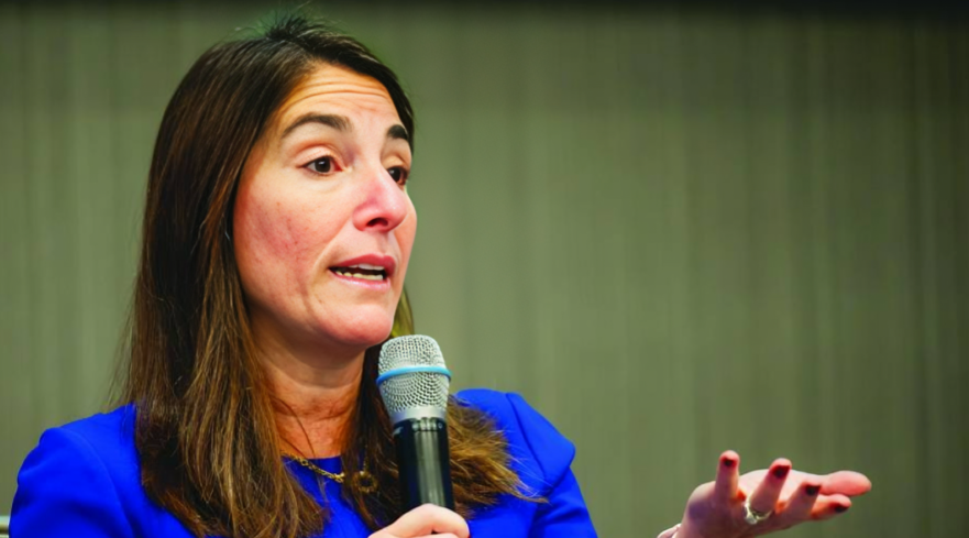 Fed Officials Say Rising Uncertainty Drove Dissents