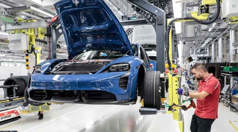 Porsche Could Cut Another 4,000 Jobs