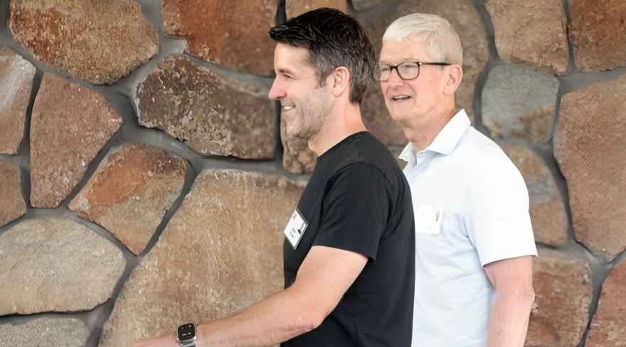 Apple Signs $30 Bn US Chip Deal