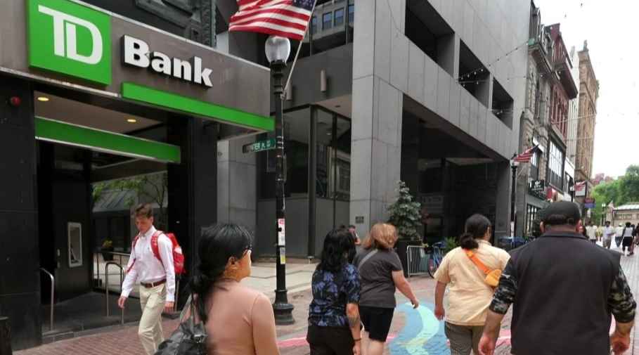 New US Banking Rules Put Undocumented Borrowers Under Scrutiny