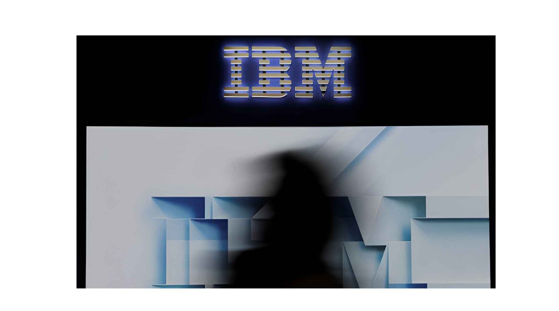 أسهم آي بي إم تهوي 25% في أكبر خسارة يومية منذ 1987