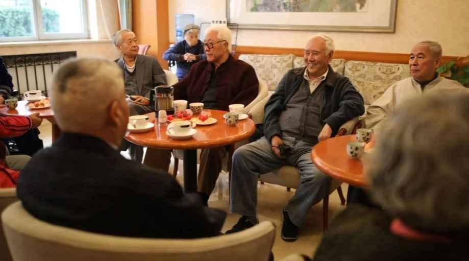 China’s Ageing Economy Brings Retirees Back Into the Workforce