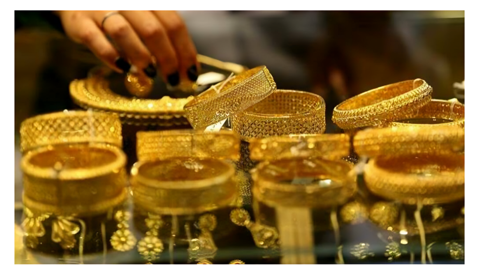 الذهب يصعد إلى أعلى مستوياته منذ أسبوعين
