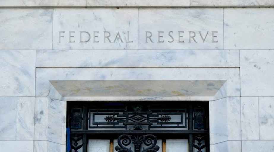 US 30-Year Treasury Yields Stay Above 5% As Rate Cuts Recede