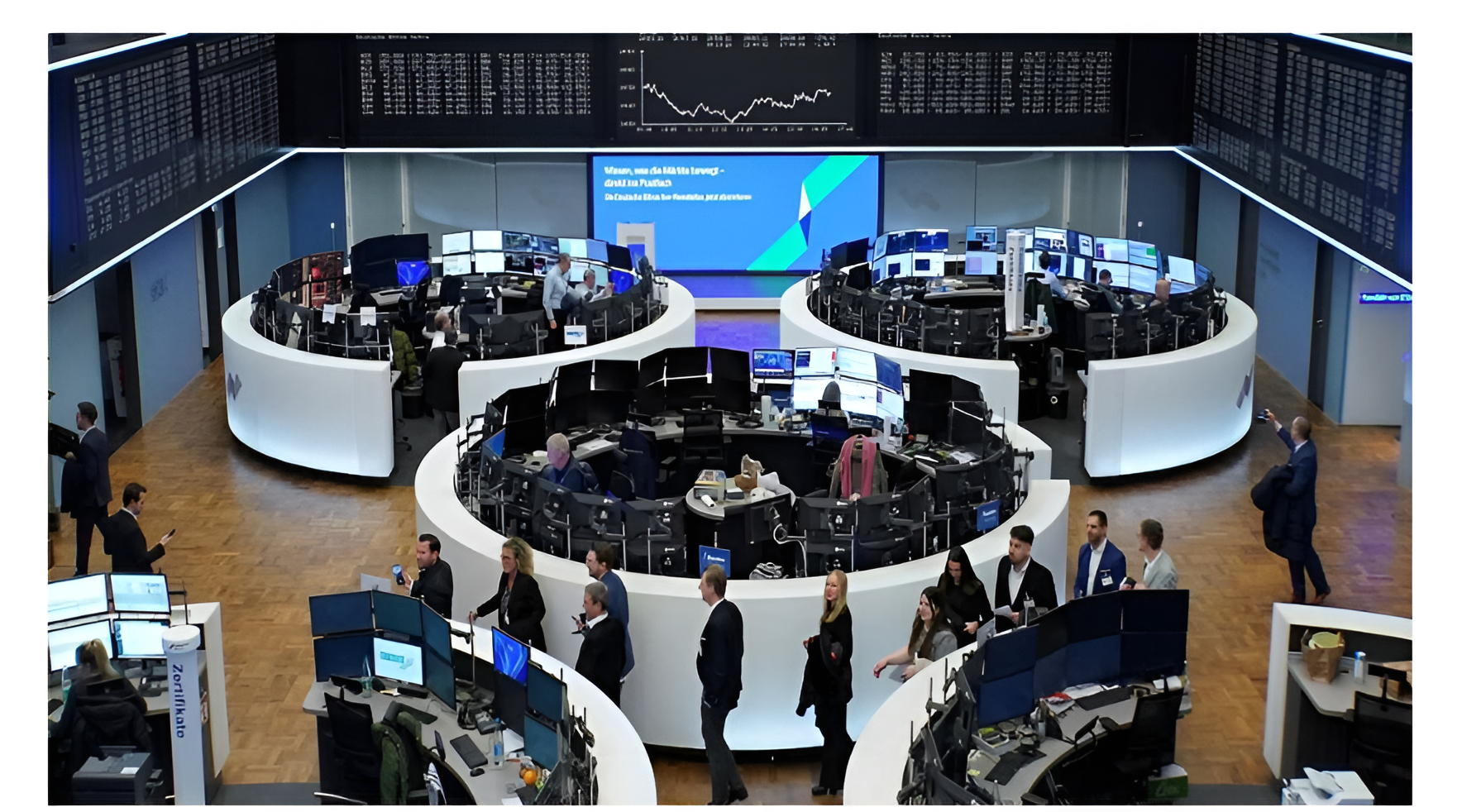 الأسهم الأوروبية تقترب من مستويات قياسية بعد تراجع أسعار النفط

