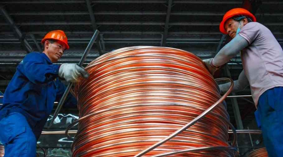 Copper Floods Into US As Traders Bet on Trump Tariffs