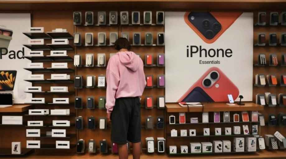Apple and OpenAI Escalate Legal Battle Over Devices