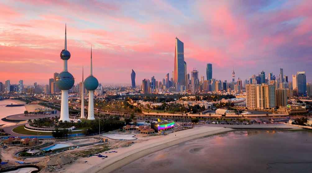 Fitch Affirms Kuwait’s AA- Rating on Strong External Assets