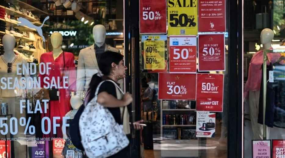 Fitch Affirms India Rating on Growth, Flags Youth Job Risks