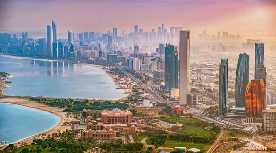 UAE Hotels Face Regional Headwinds As RevPAR Falls 31.8% in 2026: JLL