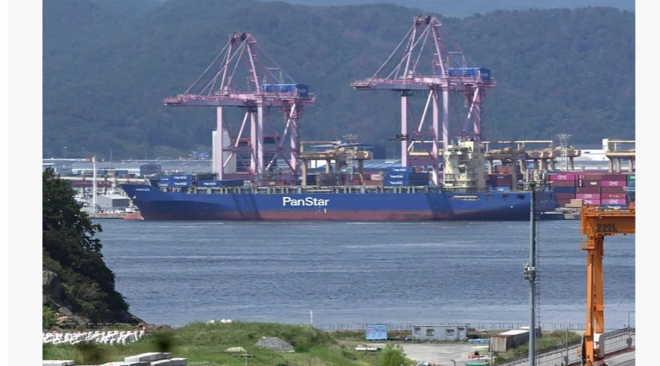 Korea Sends First Container Ship Through Arctic Route