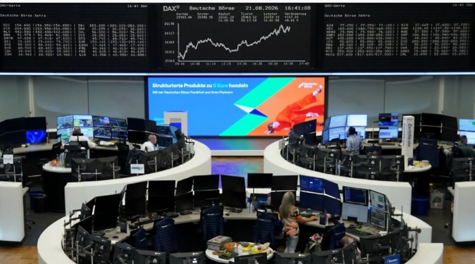 Global Equity Fund Inflows Hit Three-Week High Before Late Selloff