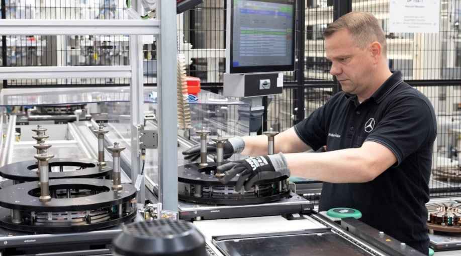 German GDP Grows 0.3% in Q2, Beating Estimate