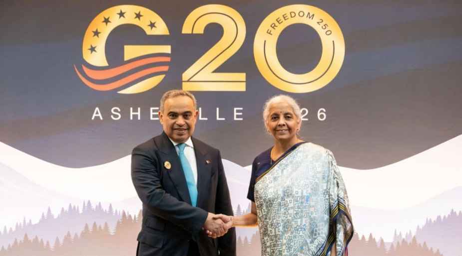 Minister of Finance Meets With Minister of Finance of India