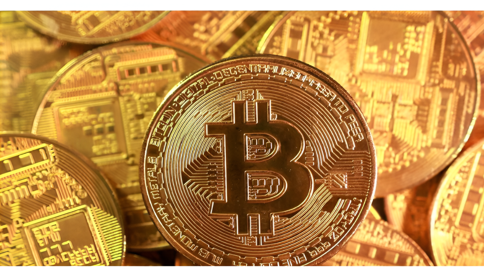 بيتكوين تستقر مع ترقب قانون لتنظيم العملات المشفرة والفائدة الأمريكية