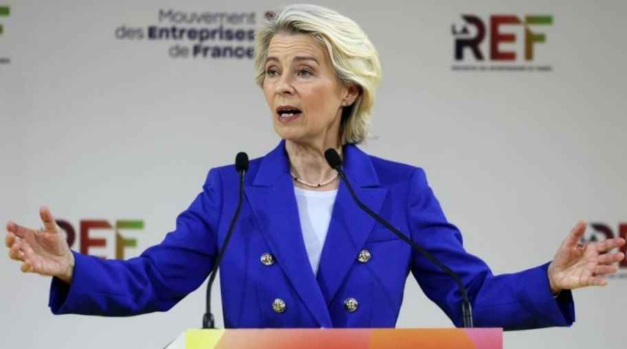 EU Chief Announces €200 Mn Investment Package for Greenland