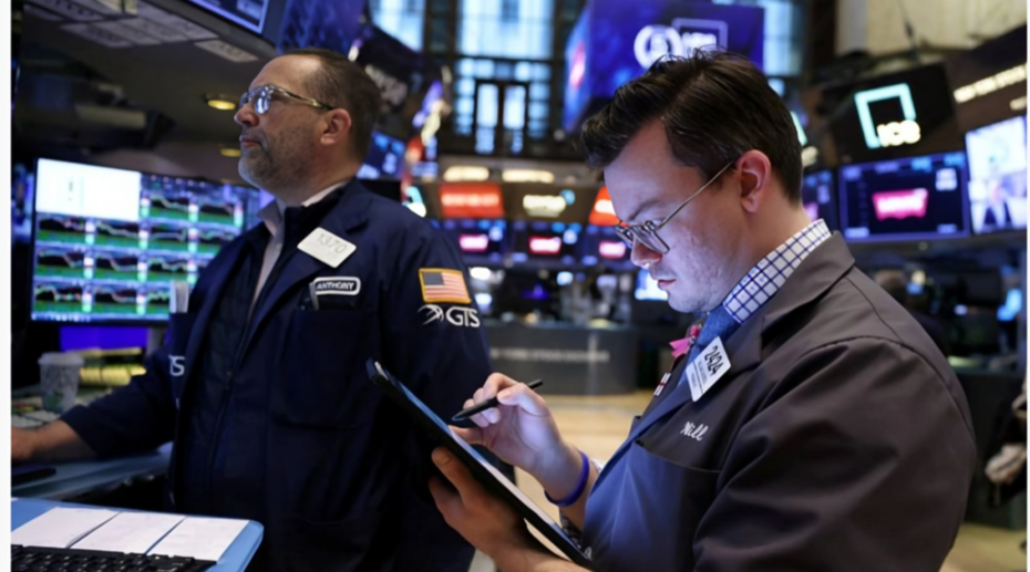 Investors Brace for Possible Rate Hike at Uncertain Fed Meeting