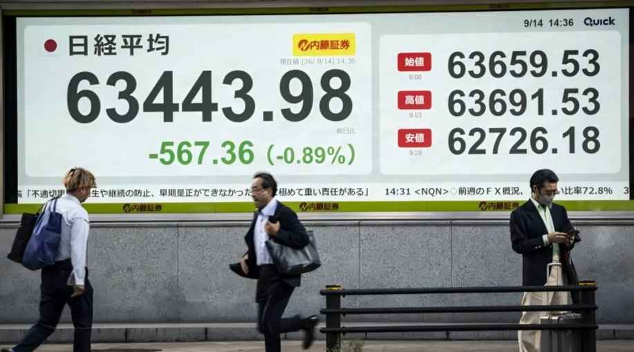 Most Asian Markets Fall As Oil Tops $100 Before Fed Meeting