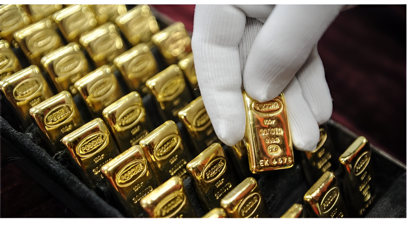 أسعار الذهب تهبط 1% مع تقييم تصريحات مسؤولي الفيدرالي
