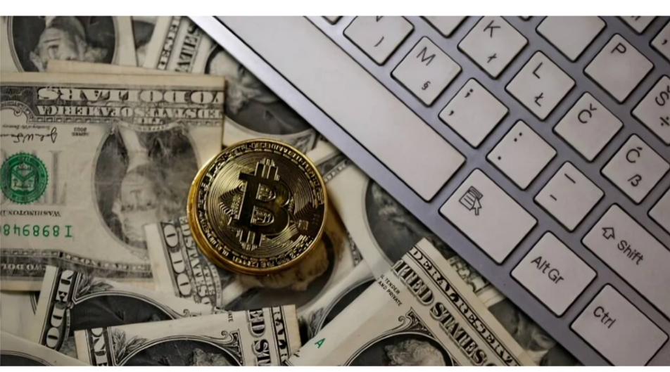 البيتكوين تتراجع دون 84,000 دولار وسط ضغوط تصحيحية