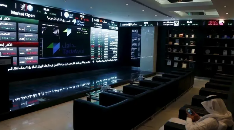 Mideast Stocks: Oil Lifts Saudi Bourse; Egypt Tumbles on Regional Tensions